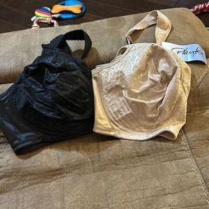 Playtex Women's Full-Coverage Wireless Bra Pack, Smoothing Comfortable Bras, 2-P